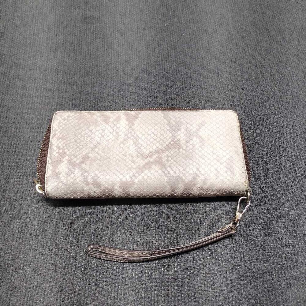 Michael Kors Python Embossed Zip Around Wallet Wristlet Clutch Silver XL - Picture 2 of 12